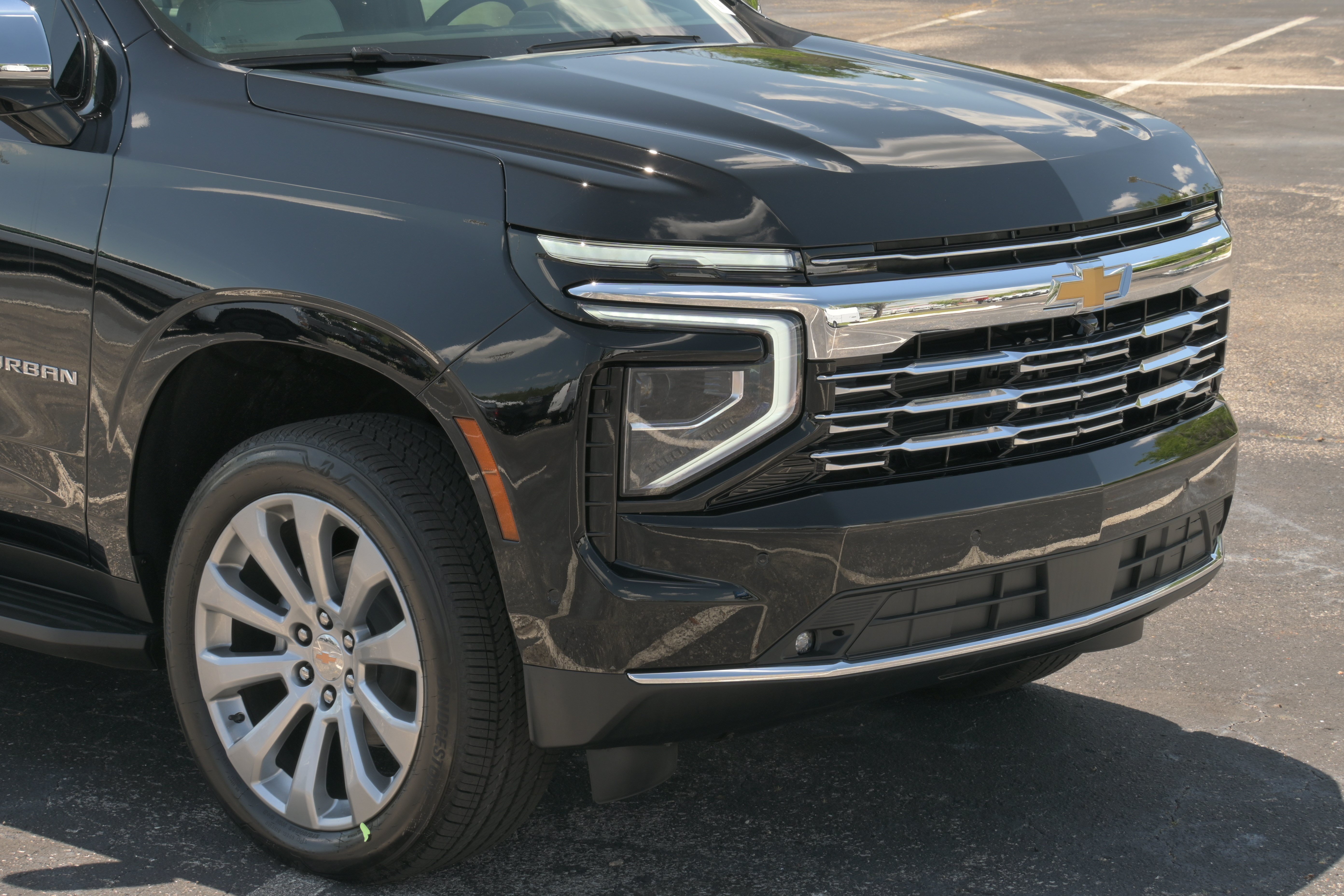 New 2026 Chevrolet Suburban Premier AWD/4WD image 37