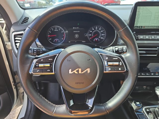 Used 2023 Kia Seltos SX image 28