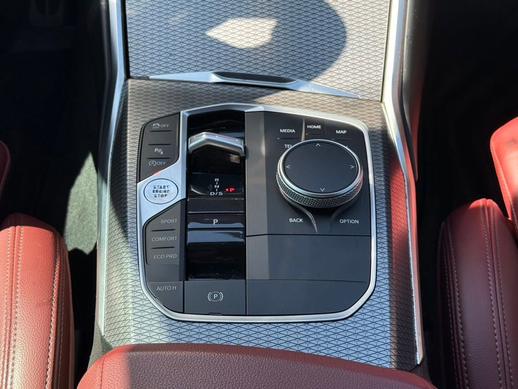 Used 2023 BMW 330i xDrive Sedan w/ M Sport Package image 15