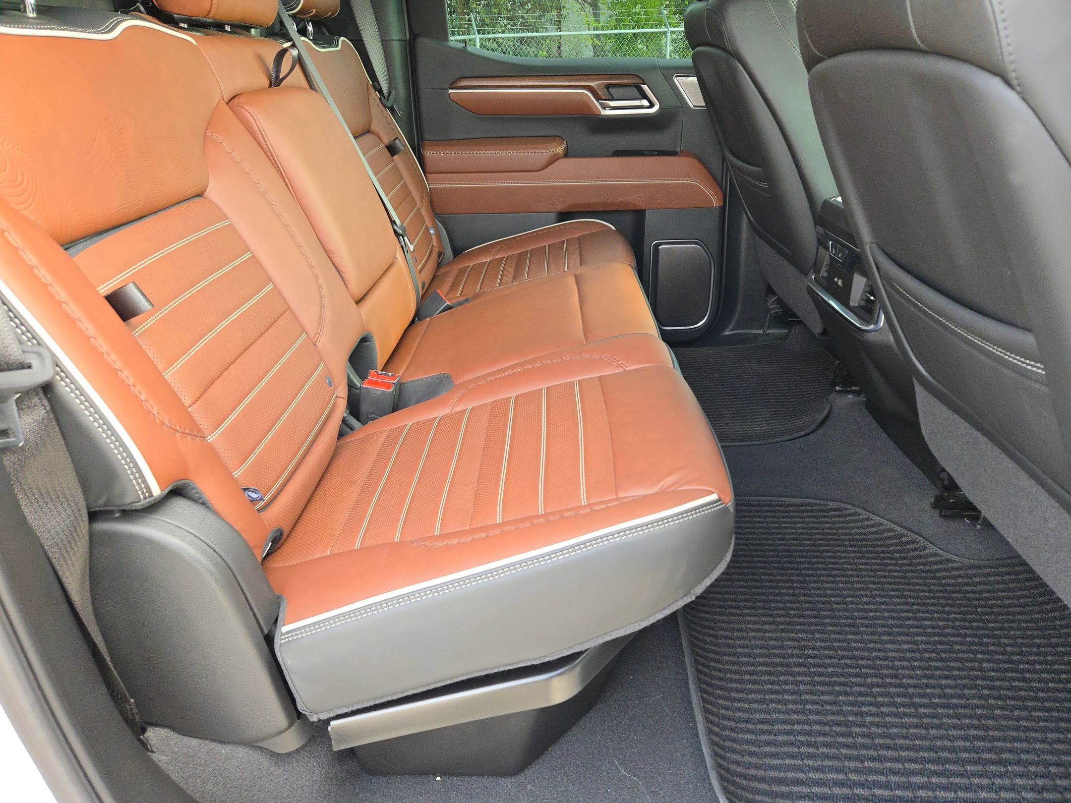 Used 2025 GMC Sierra 1500 Denali Ultimate image 27