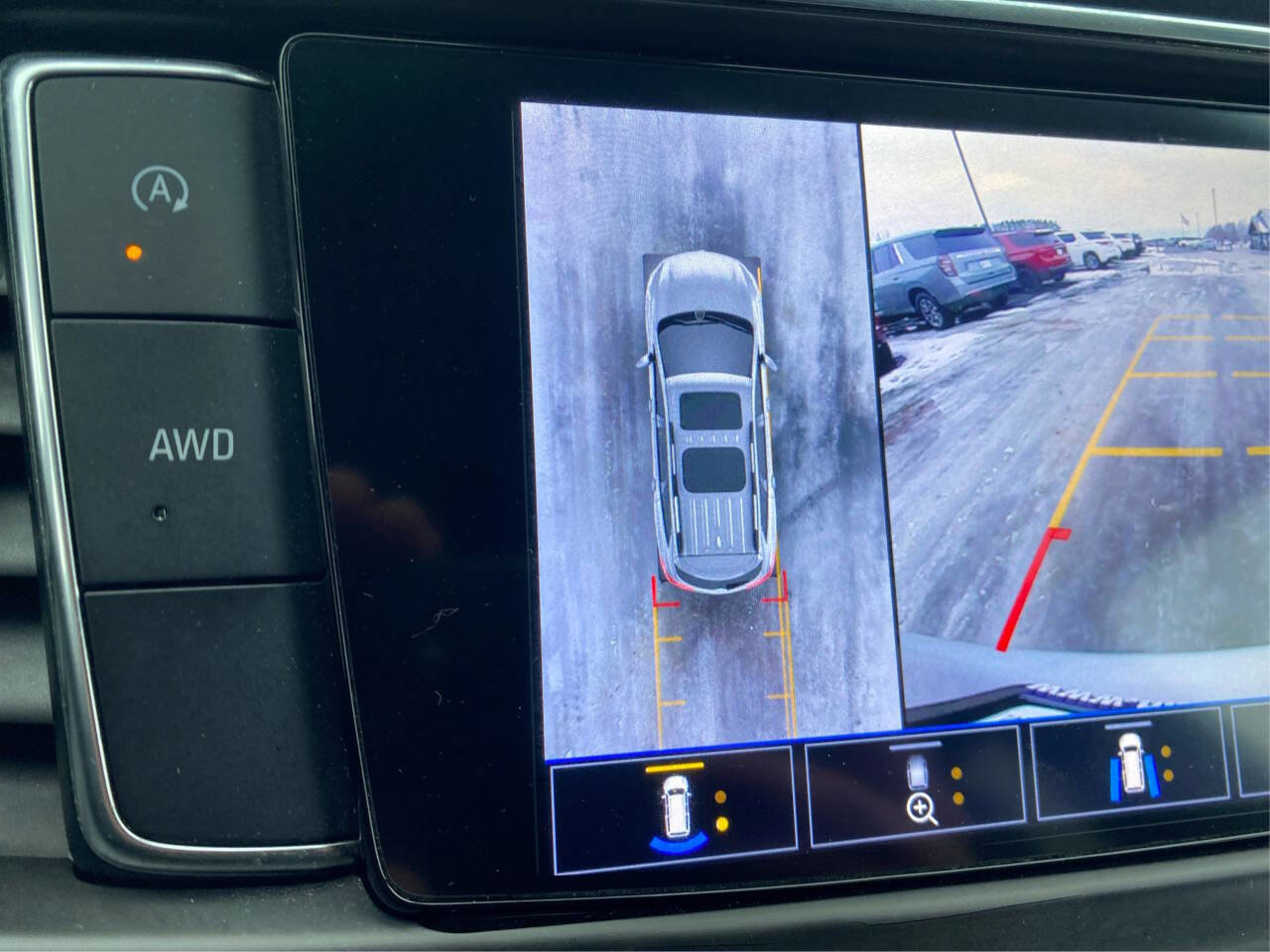 Used 2022 Buick Enclave Premium image 26