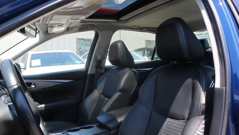 Used 2019 INFINITI Q50 Signature Edition AWD/4WD image 8