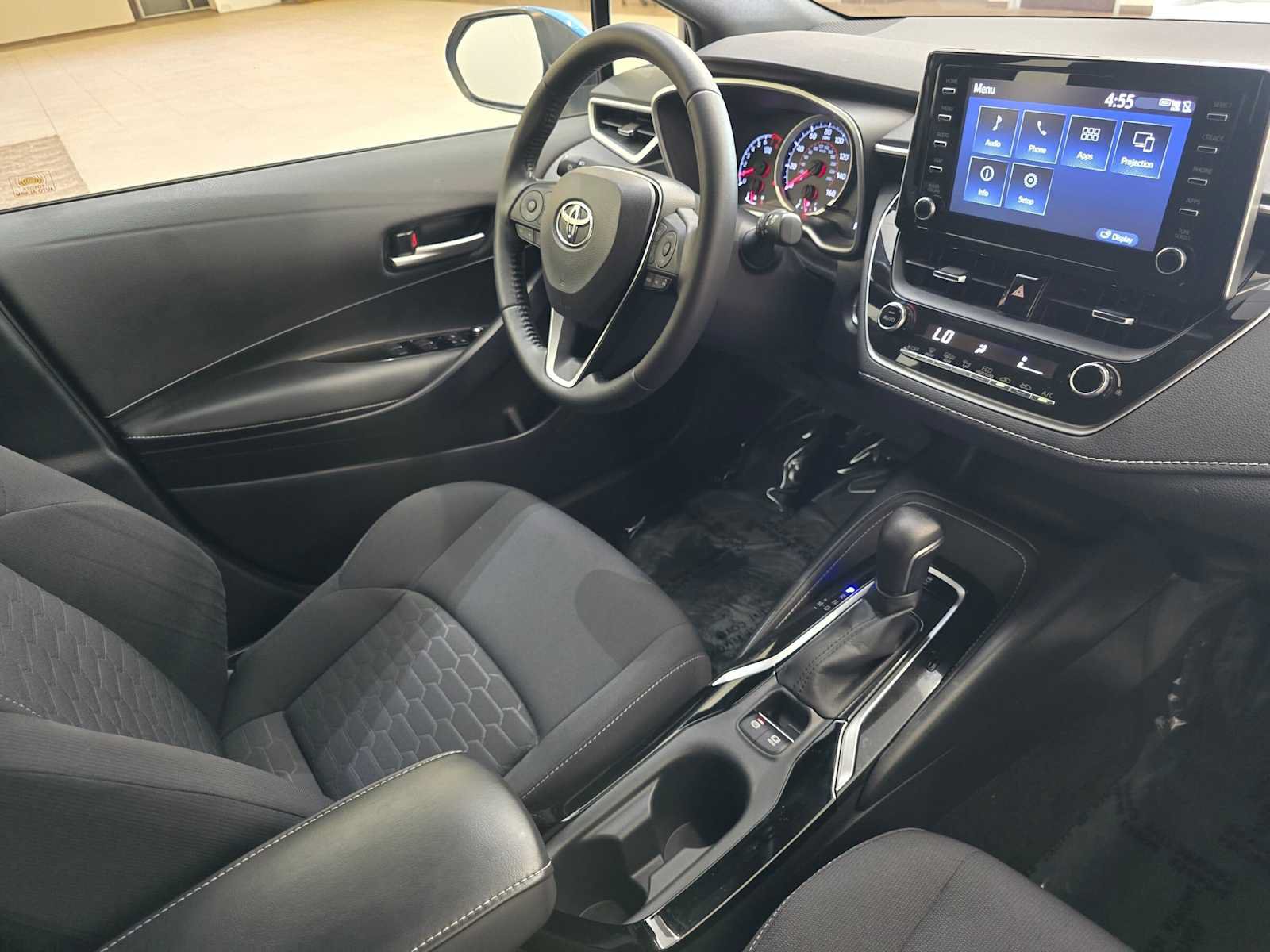 Used 2019 Toyota Corolla SE FWD image 28