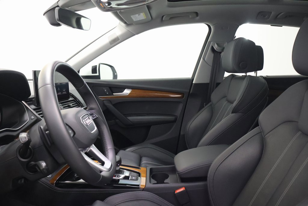 Used 2023 Audi Q5 2.0T Premium Plus w/ Premium Plus Package image 13