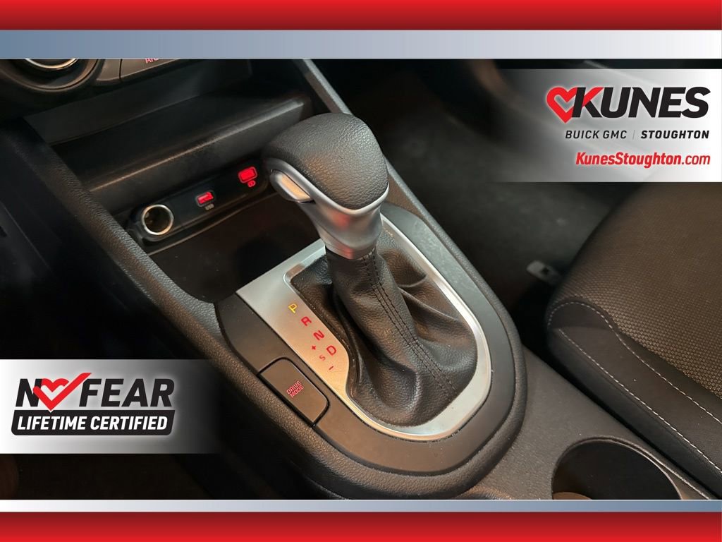 Used 2024 Kia Forte LXS image 31
