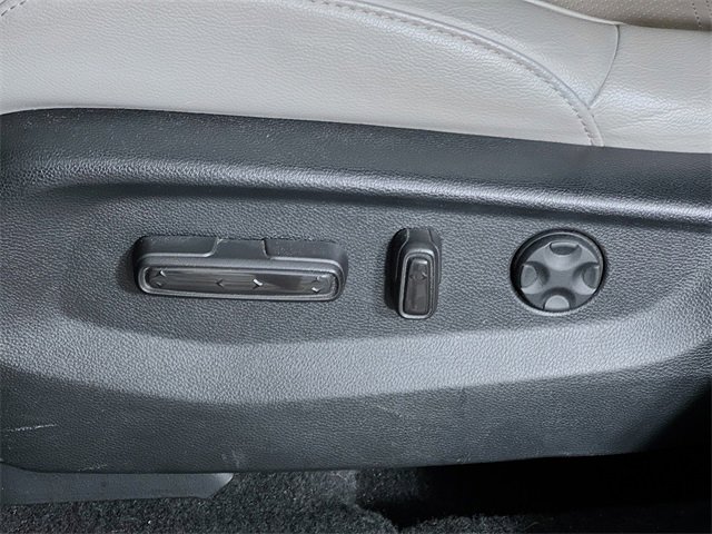 Used 2020 Honda CR-V EX-L image 11