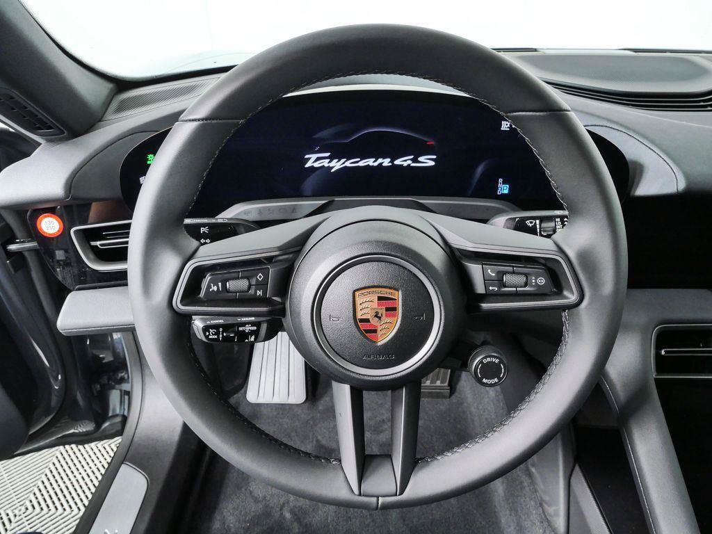 New 2026 Porsche Taycan 4S AWD/4WD image 9