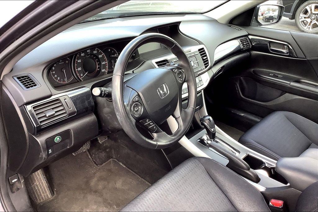 Used 2013 Honda Accord Sport image 16