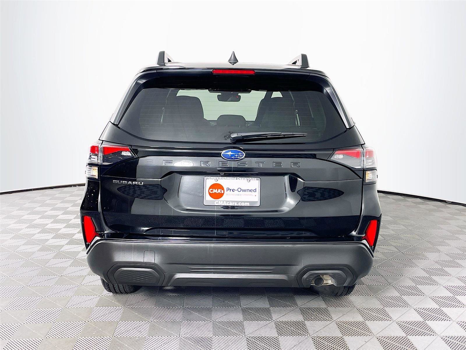 Certified 2025 Subaru Forester Premium image 7