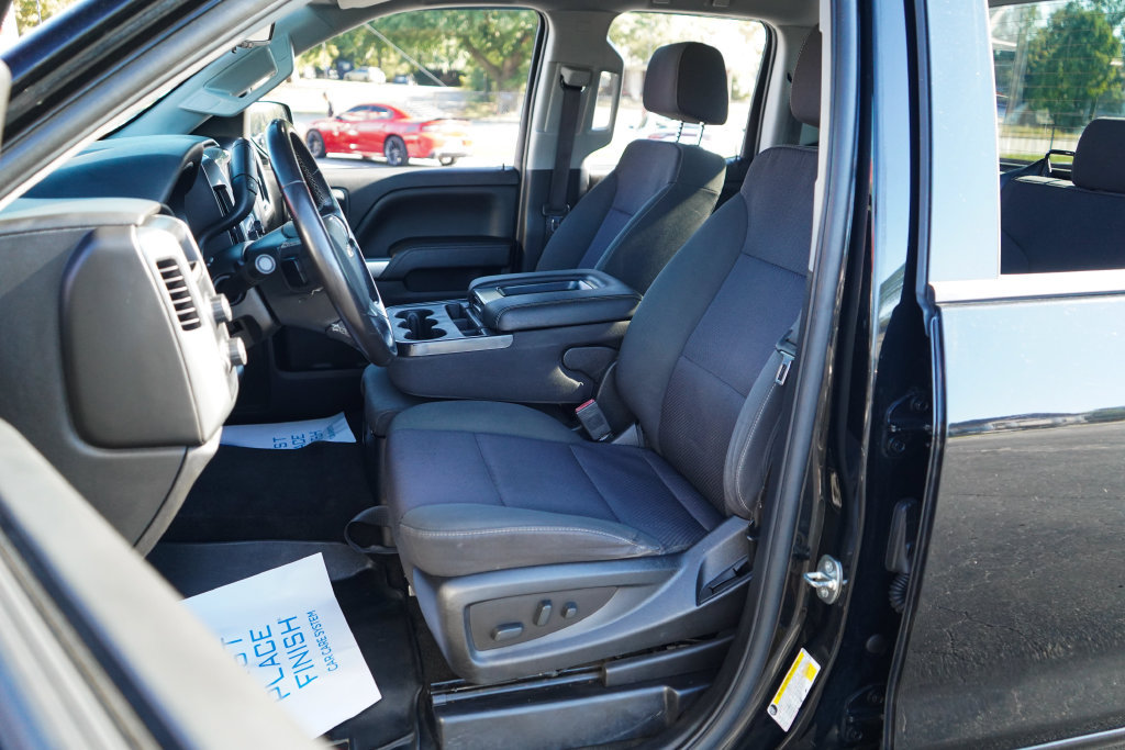 Used 2018 Chevrolet Silverado 1500 LT w/ All Star Edition AWD/4WD image 6