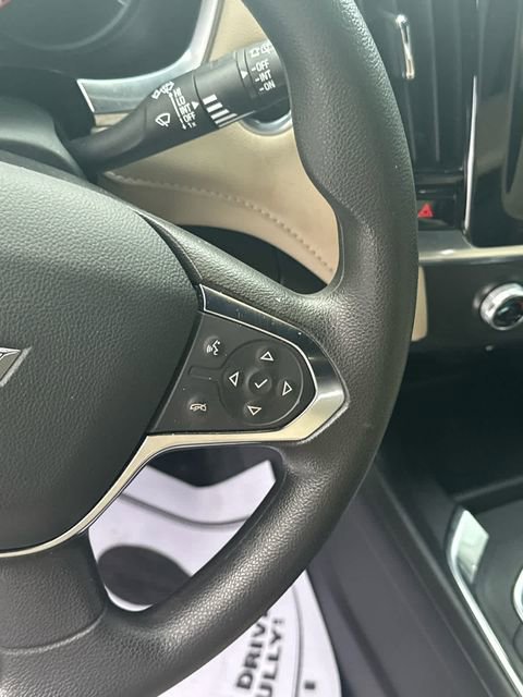 Used 2022 Chevrolet Traverse LS FWD image 25