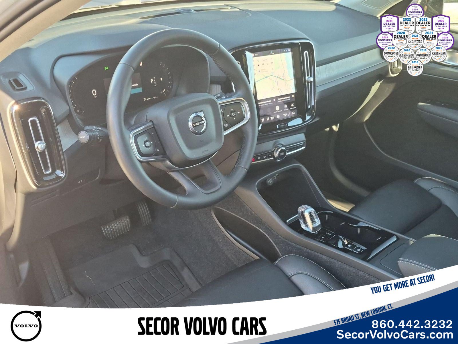 Certified 2023 Volvo XC40 B5 Plus w/ Protection Package Premier AWD/4WD image 11