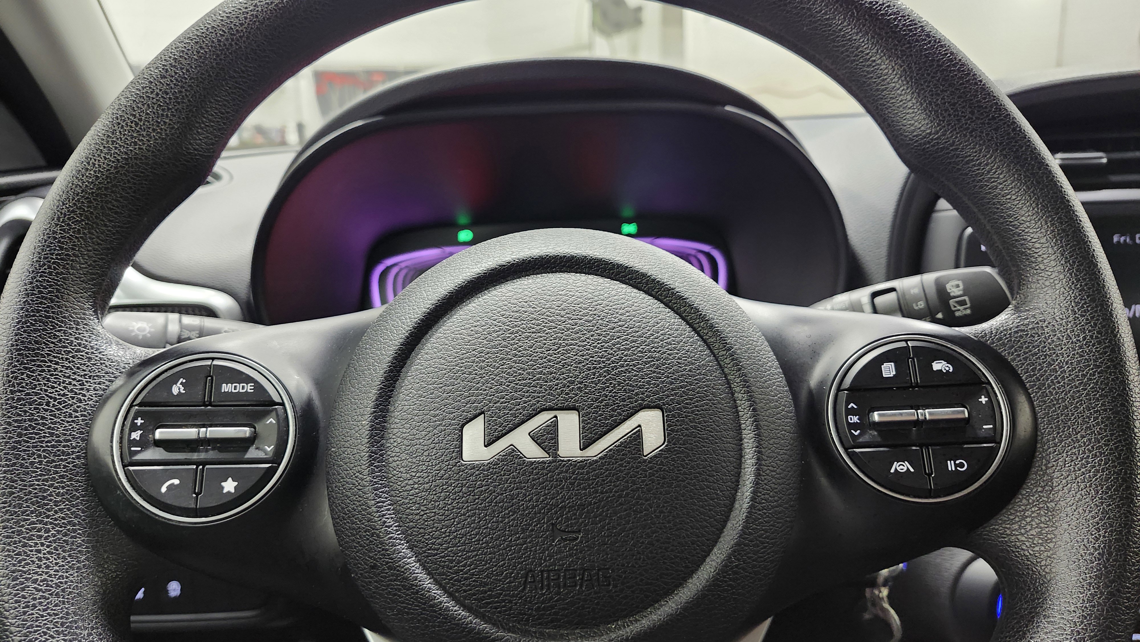 Used 2023 Kia Soul LX w/ Option Group 015 image 24