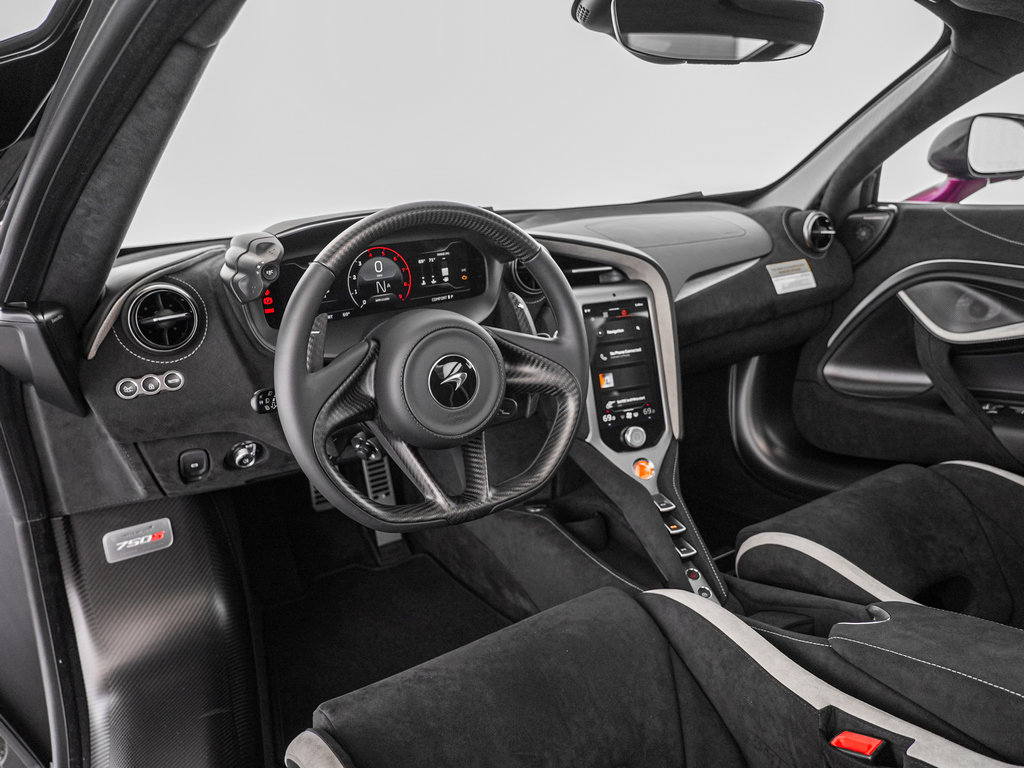 New 2027 McLaren 750S RWD image 16