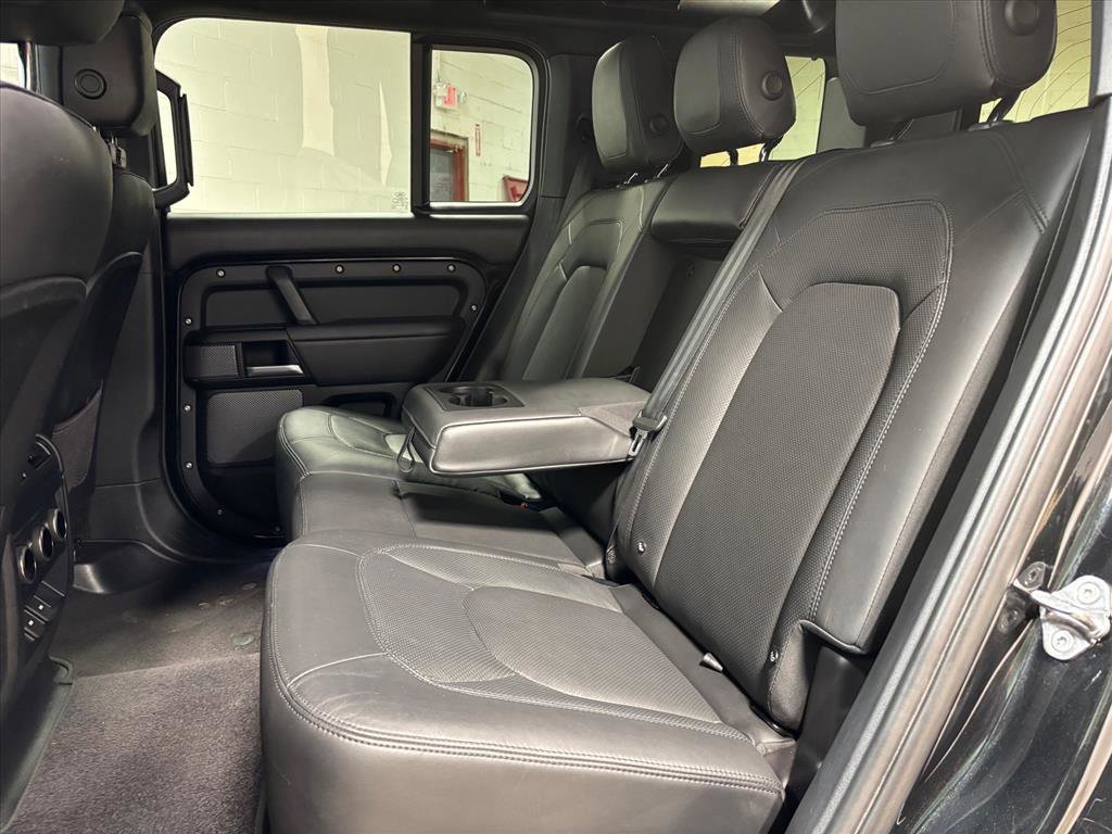 Used 2023 Land Rover Defender 110 V8 image 27