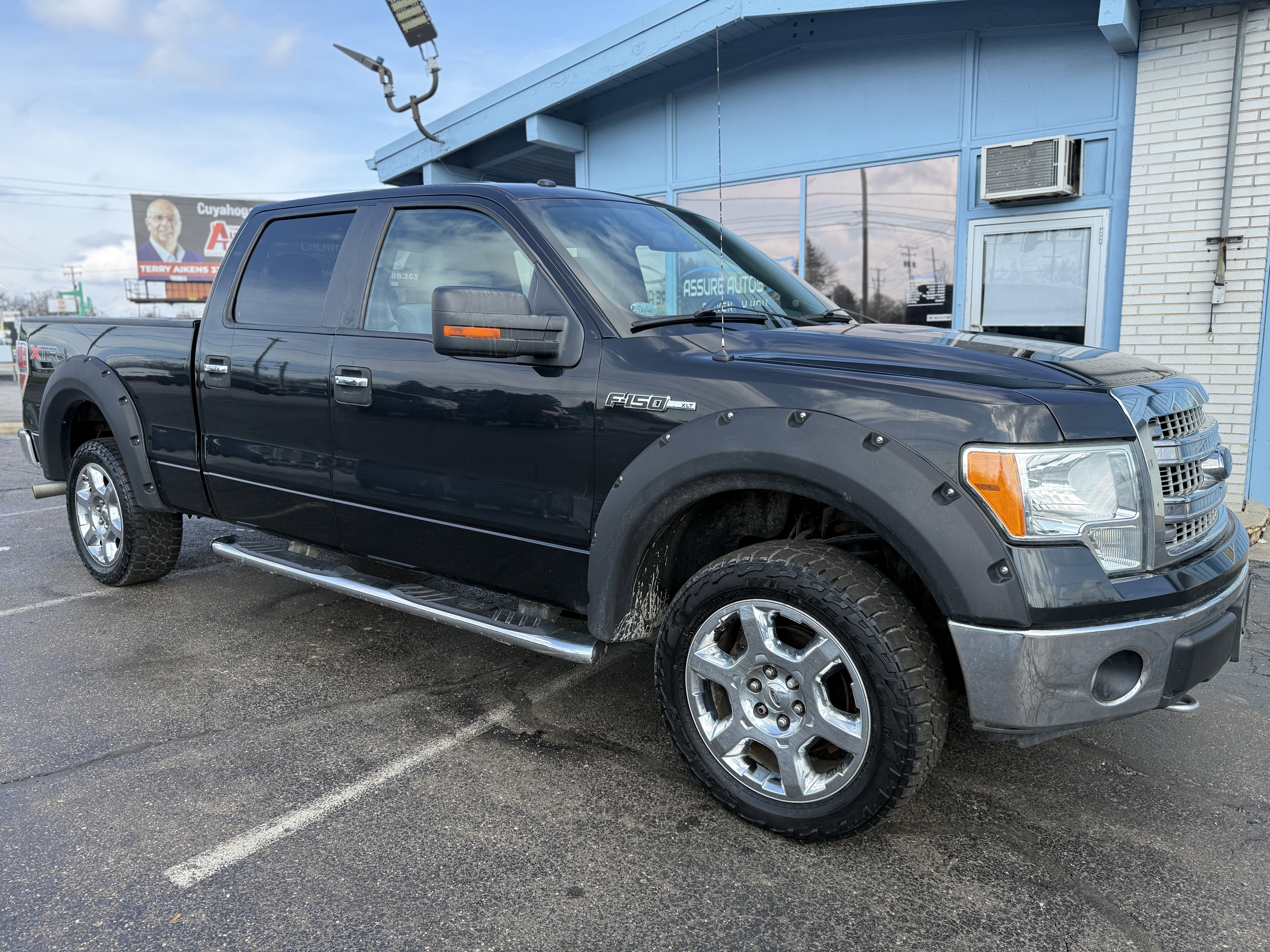 Used 2014 Ford F150 XLT w/ Equipment Group 302A Luxury image 7