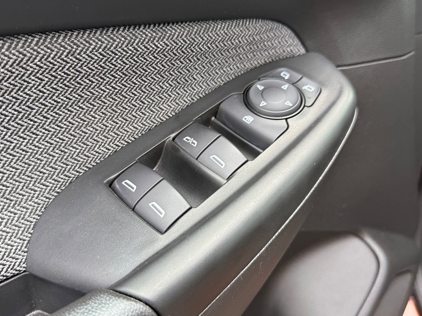 Certified 2021 Chevrolet TrailBlazer LT w/ Convenience Package AWD/4WD image 14