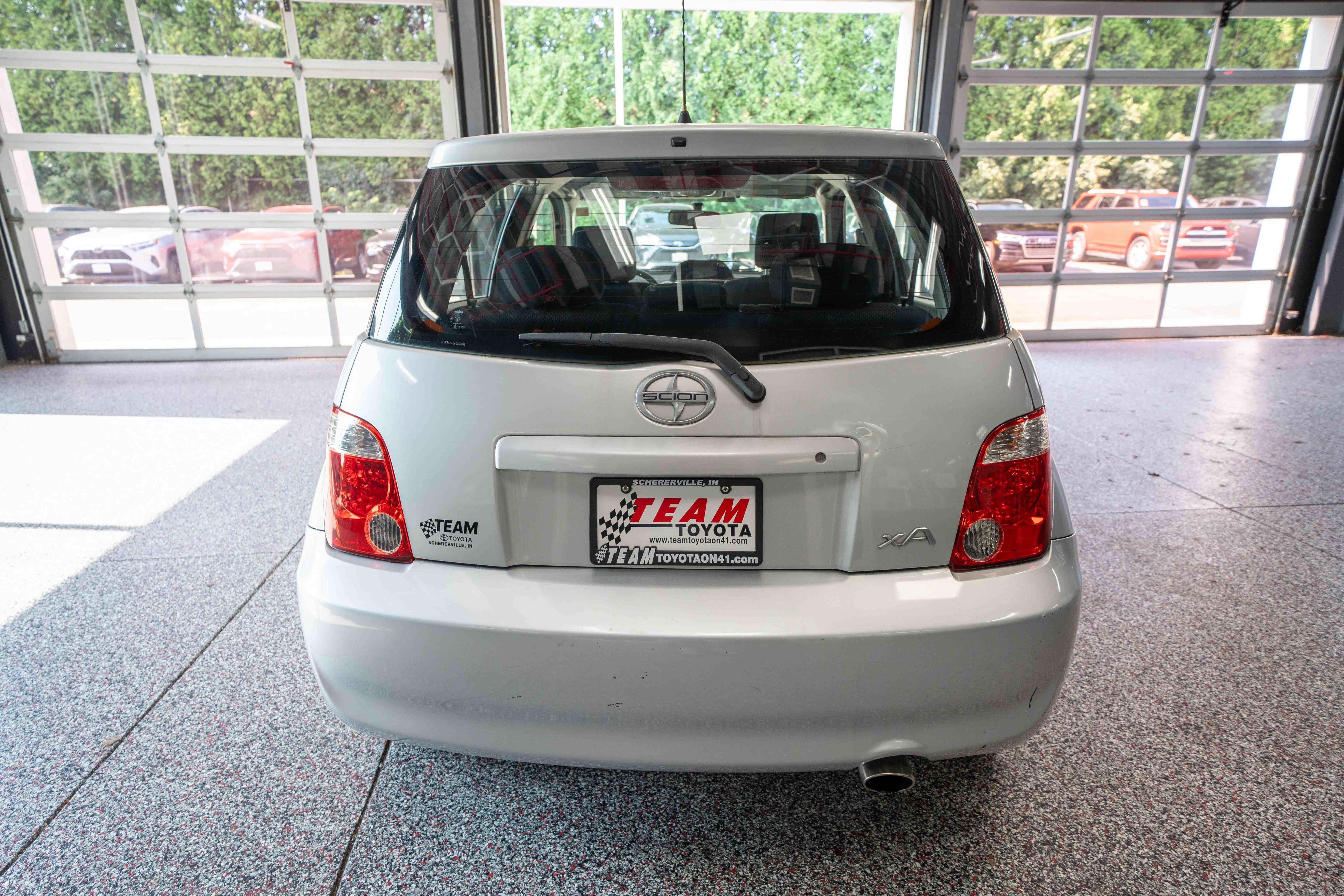 Used 2006 Scion xA FWD image 3
