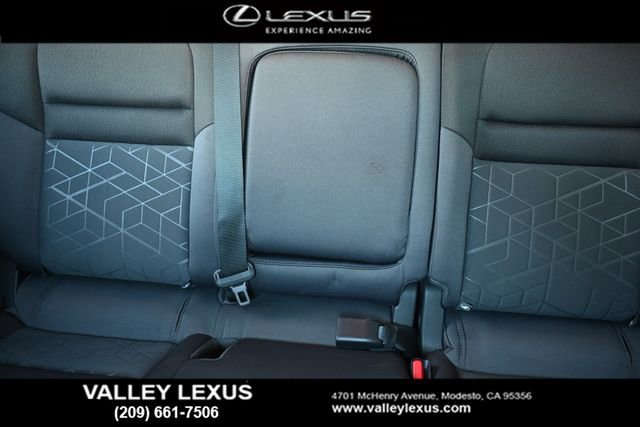 Used 2025 Nissan Frontier SV image 15