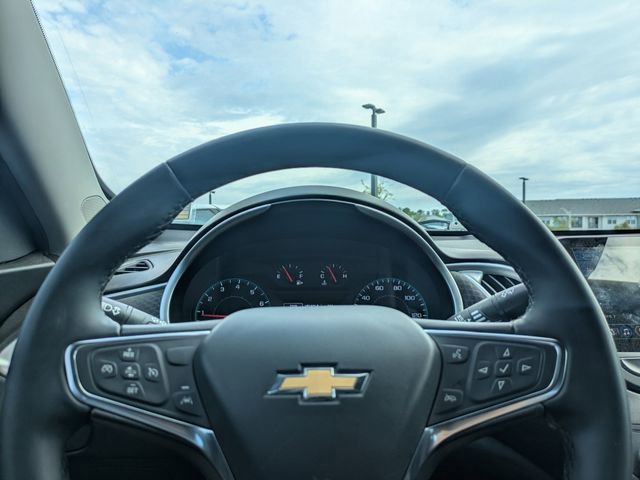 Used 2024 Chevrolet Malibu RS FWD image 27