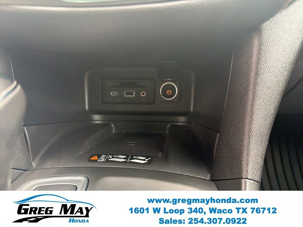 Used 2019 Chevrolet Equinox Premier FWD image 18