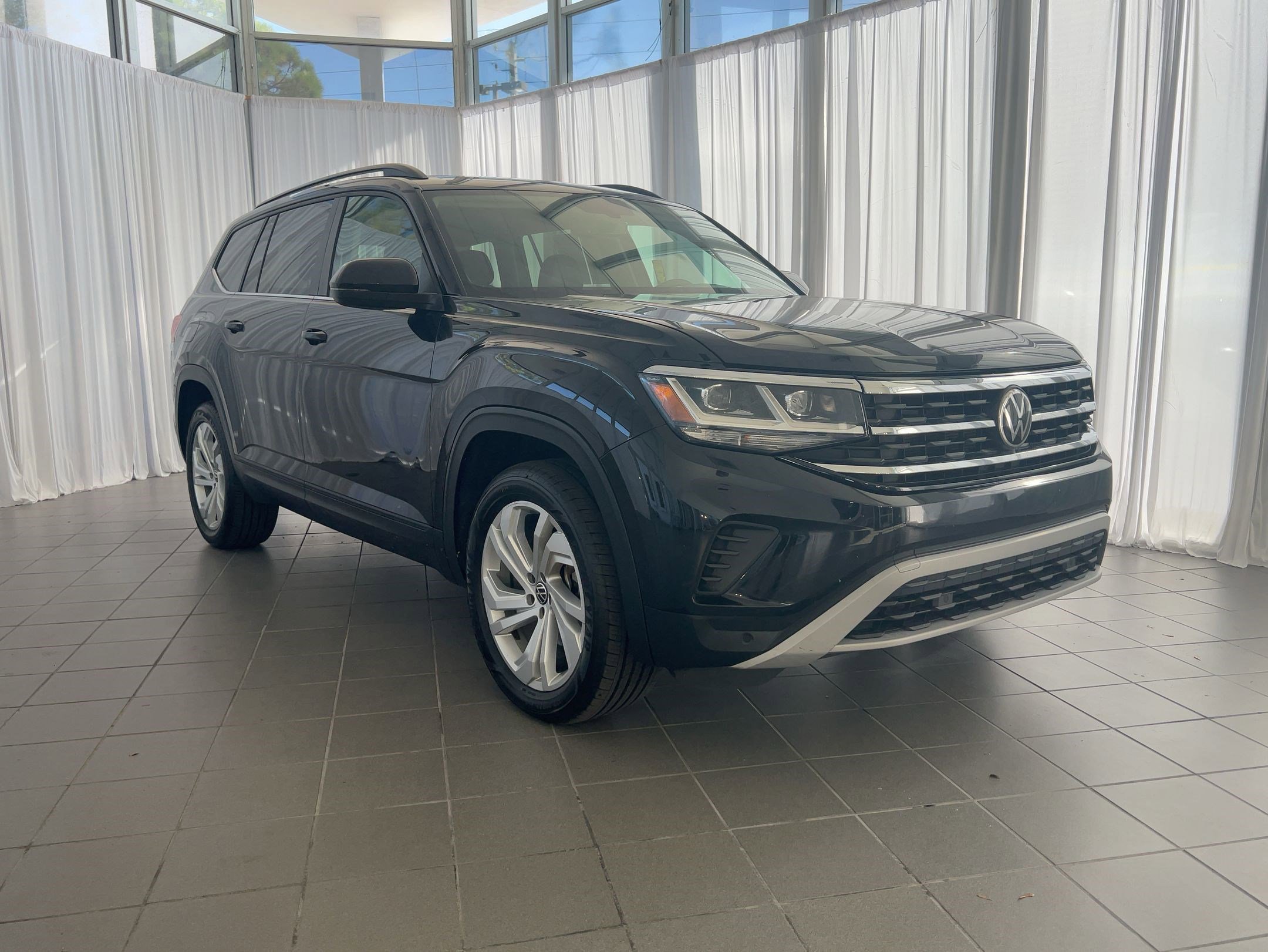 Used 2021 Volkswagen Atlas SE image 7