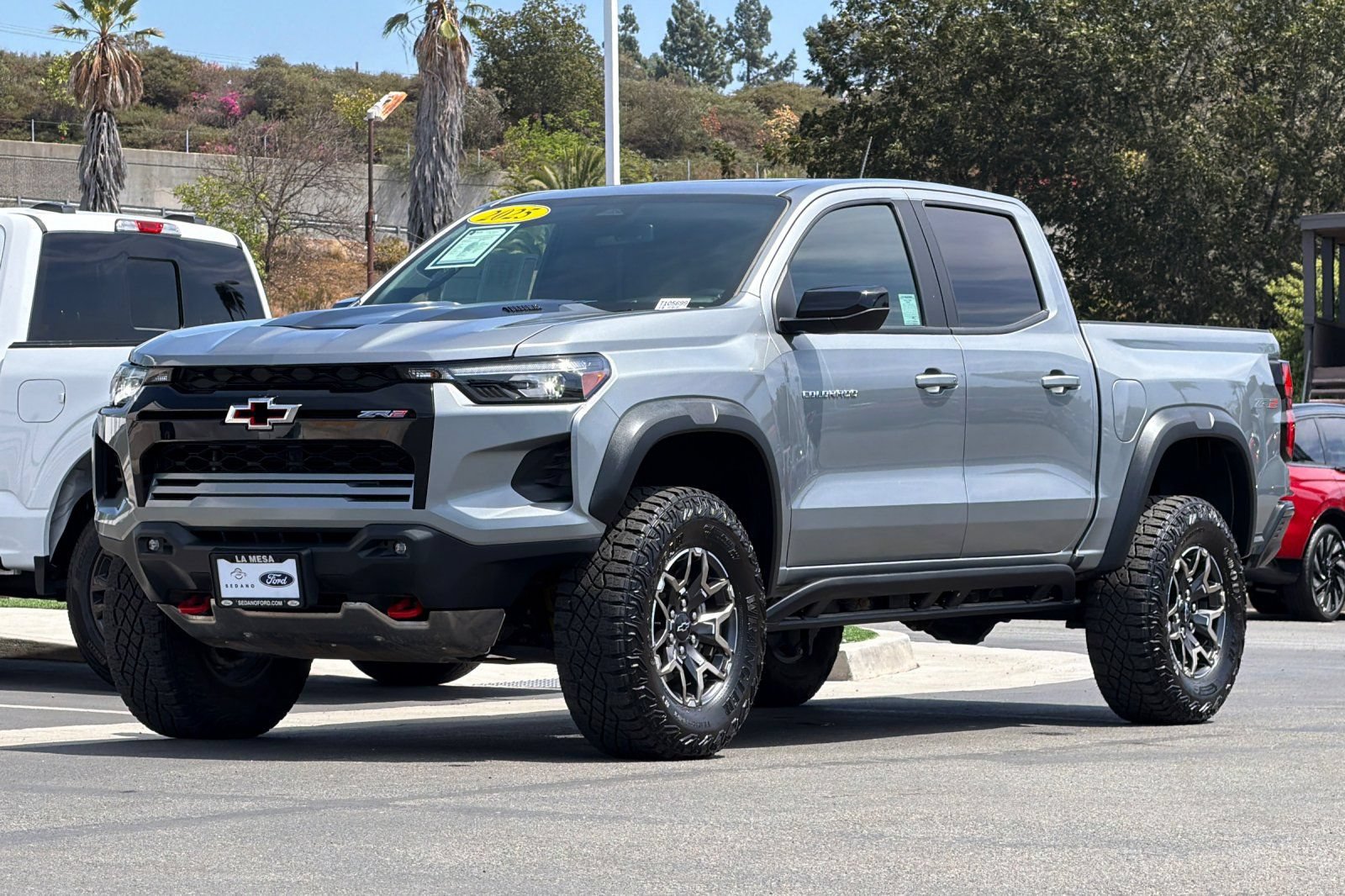 Used 2025 Chevrolet Colorado ZR2 AWD/4WD image 7