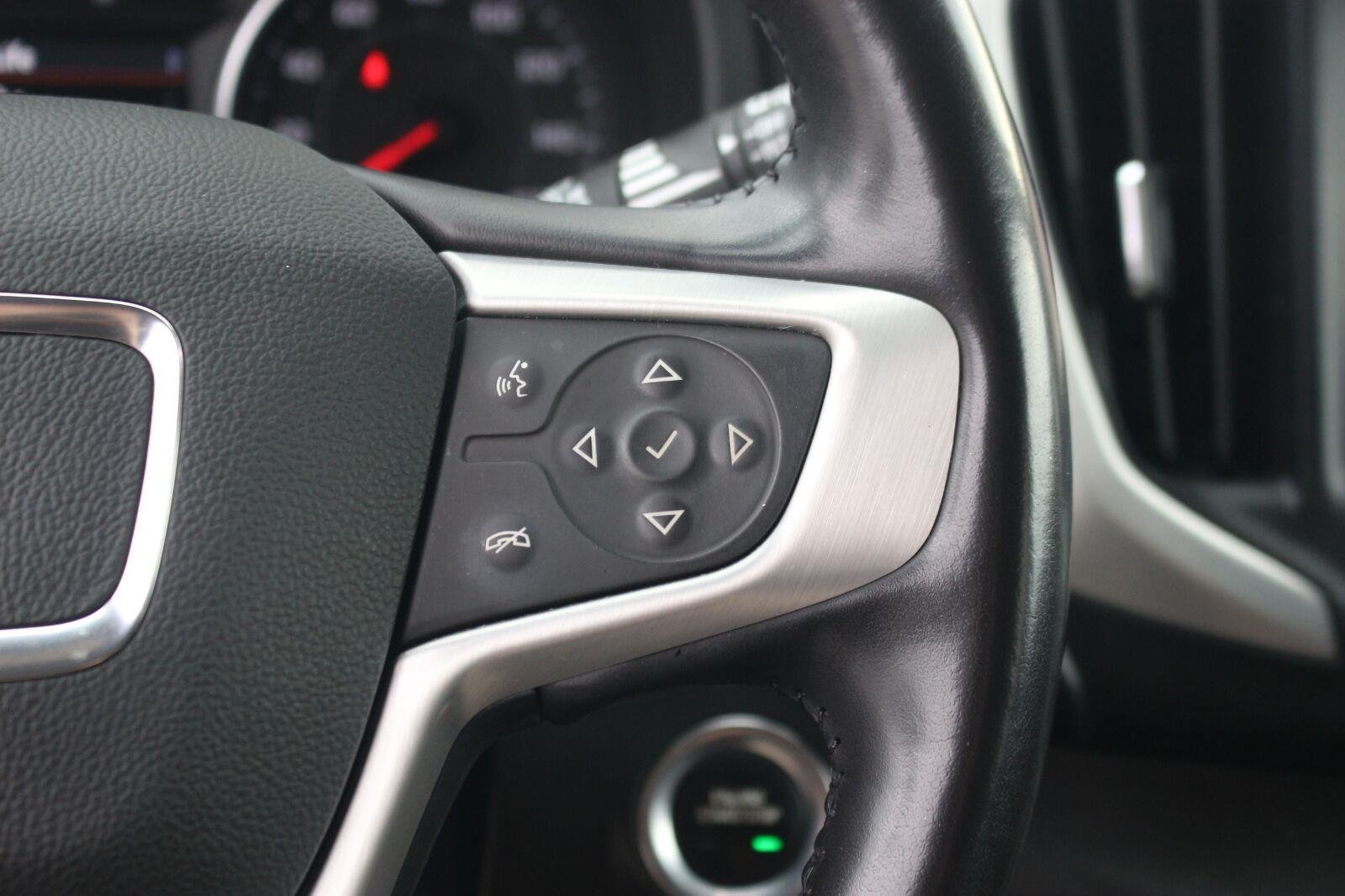 Used 2020 GMC Terrain SLT w/ Preferred Package AWD/4WD image 21
