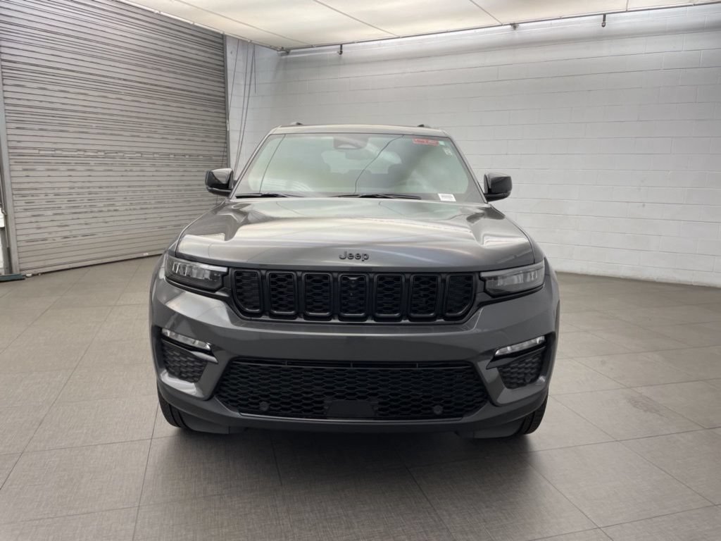 New 2025 Jeep Grand Cherokee Limited w/ Luxury Tech Group II RWD image 6
