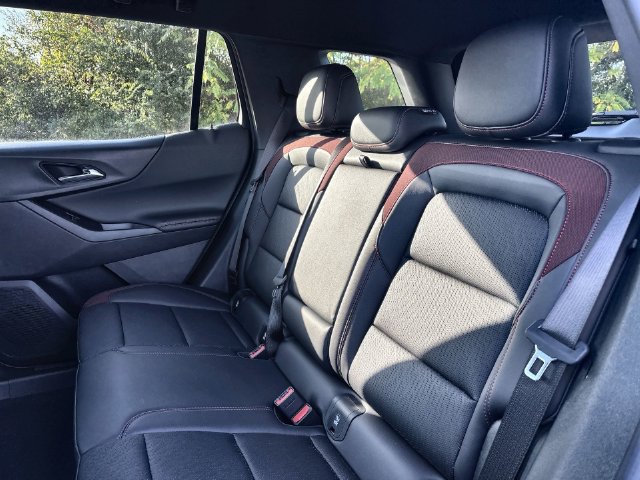New 2027 Chevrolet Equinox RS w/ Safety and Technology Package FWD image 17