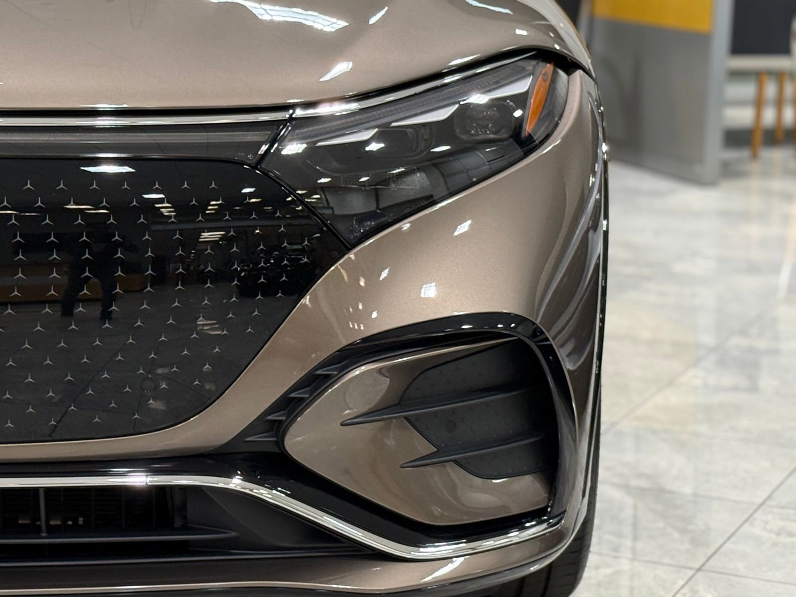 New 2026 Mercedes-Benz EQS 400 4MATIC SUV image 5