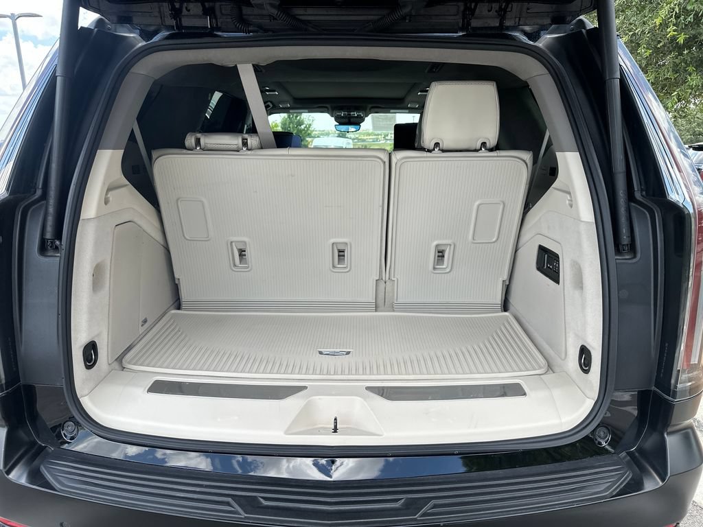 Used 2025 Cadillac Escalade Premium Luxury Platinum w/ LPO, Floor Liner Package AWD/4WD image 43