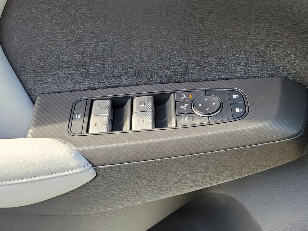 New 2026 Mitsubishi Outlander SE image 25