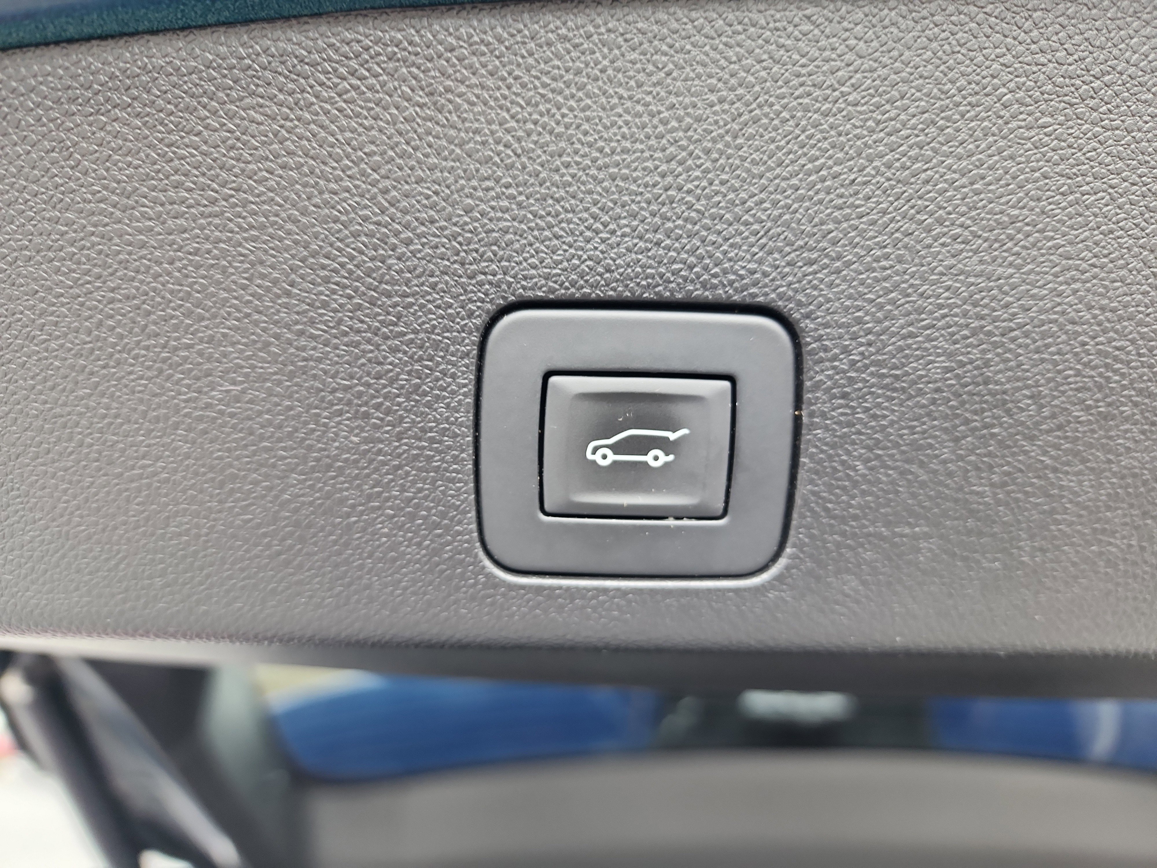 Certified 2023 Buick Encore GX Essence w/ Advanced Technology Package image 30