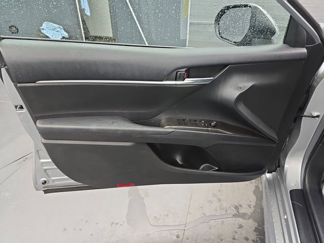 Used 2023 Toyota Camry SE image 25