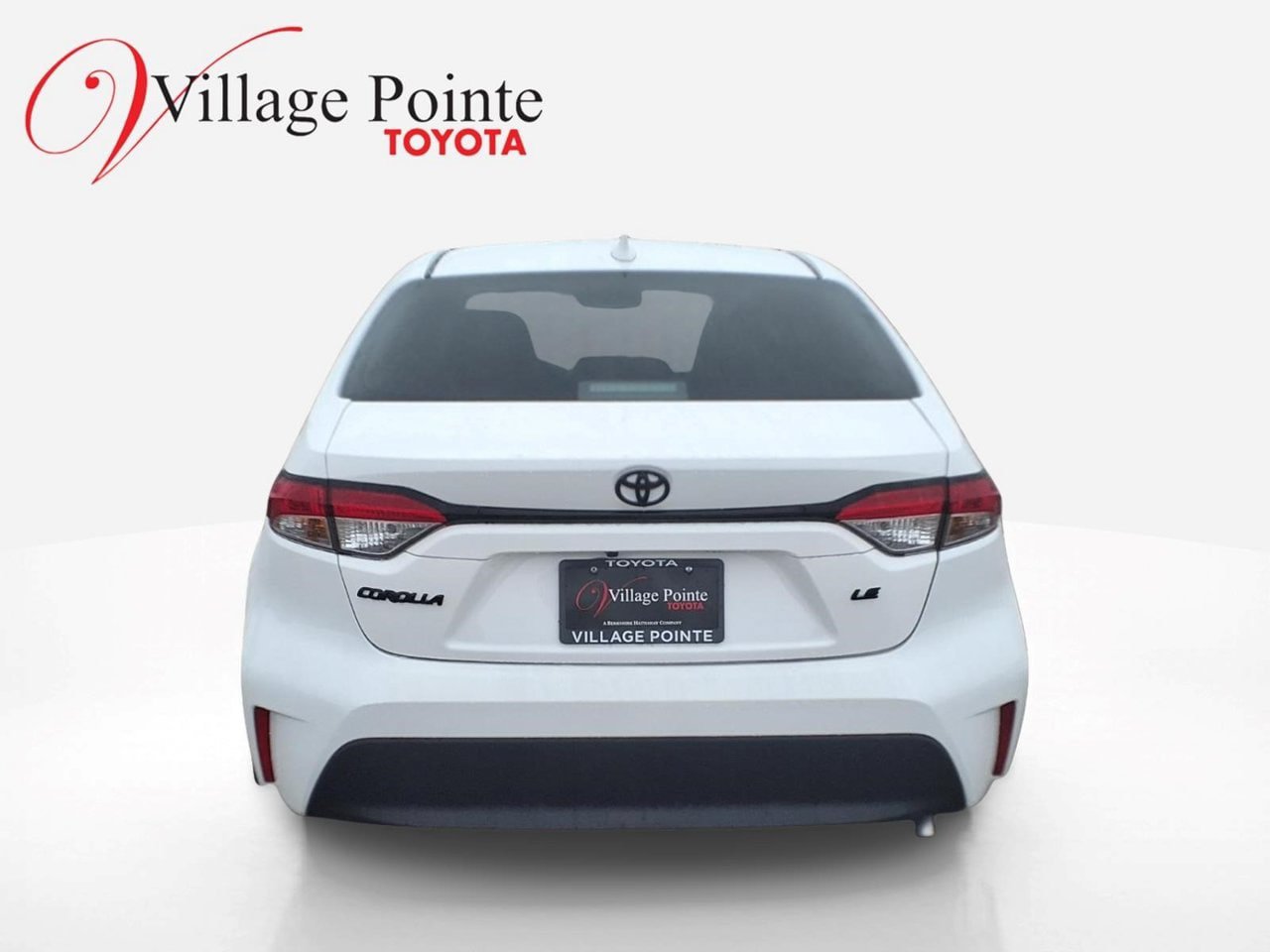 Used 2026 Toyota Corolla LE FWD image 4