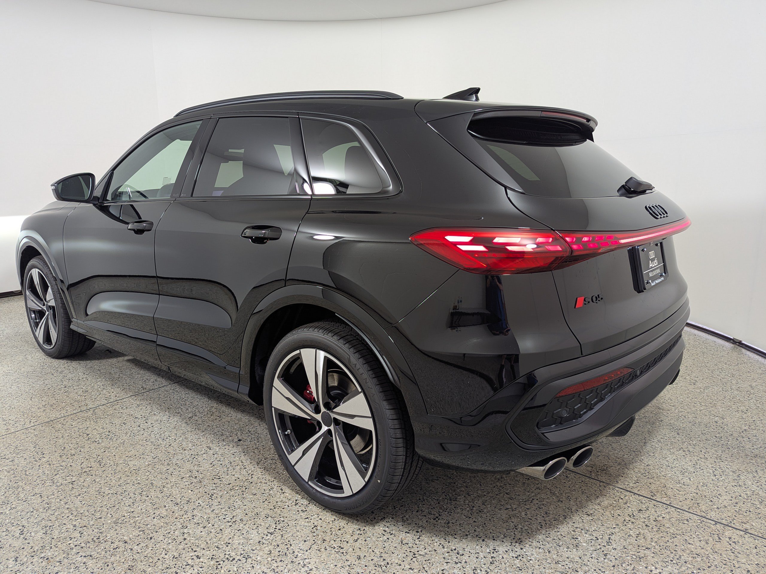 New 2026 Audi SQ5 Premium Plus AWD/4WD image 5