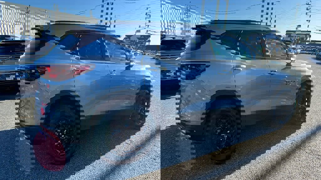 New 2025 Chevrolet Blazer LT w/ Midnight/Sport Edition image 5