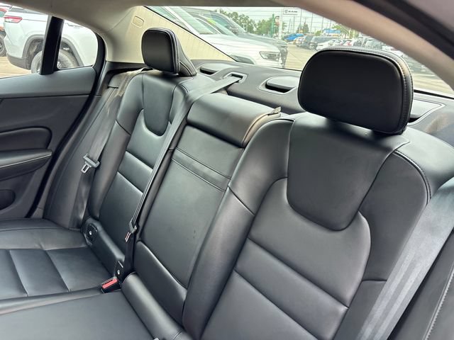 Used 2024 Volvo S60 B5 Core FWD image 8