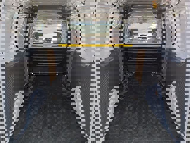 Used 2021 Ford Transit Connect XL image 33