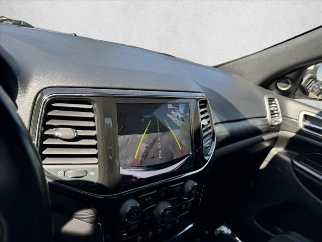 Used 2021 Jeep Grand Cherokee Laredo X AWD/4WD image 13