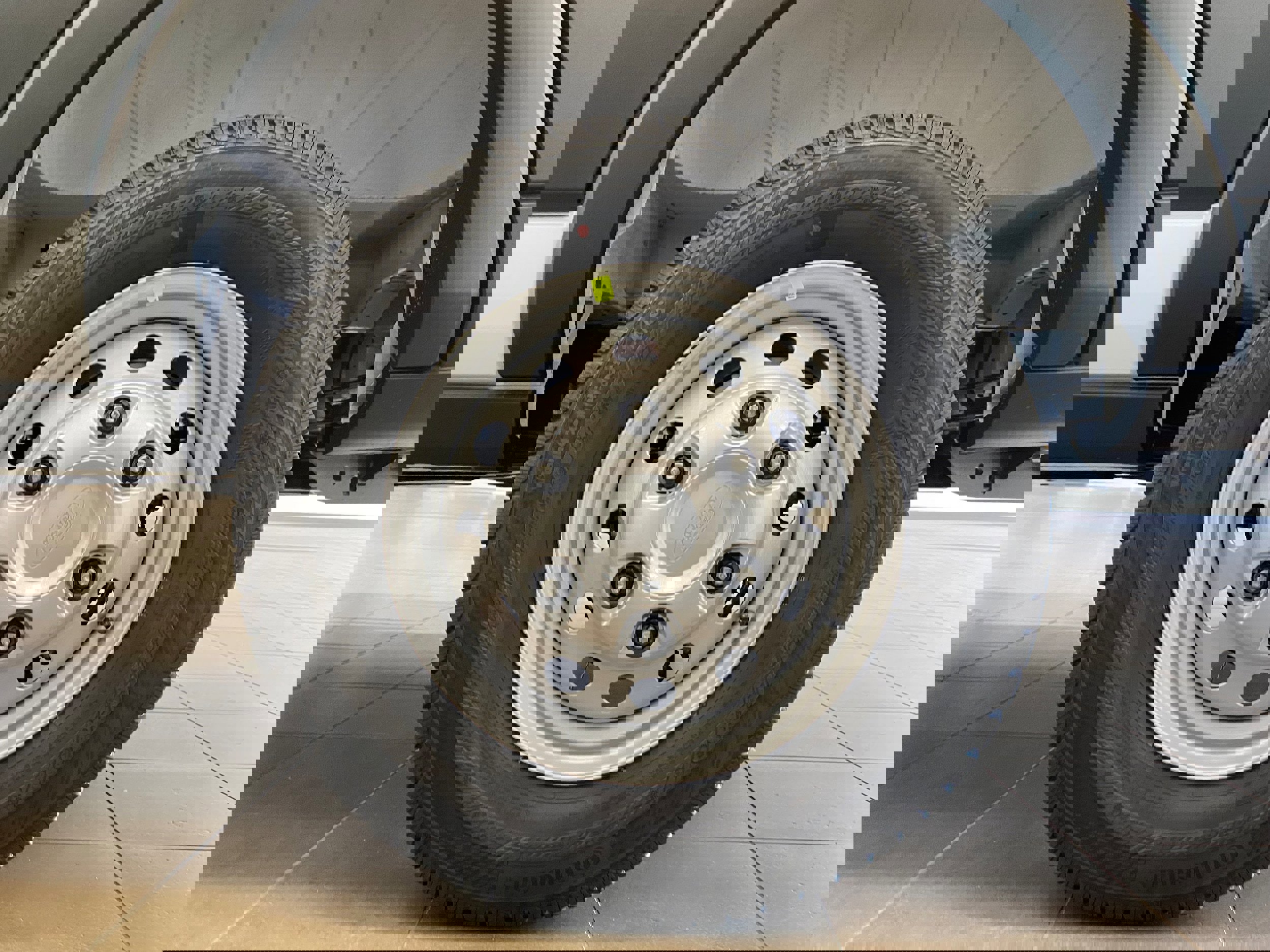 New 2026 Ford Transit 250 148 Medium Roof Extended AWD w/ Exterior Upgrade Package image 23