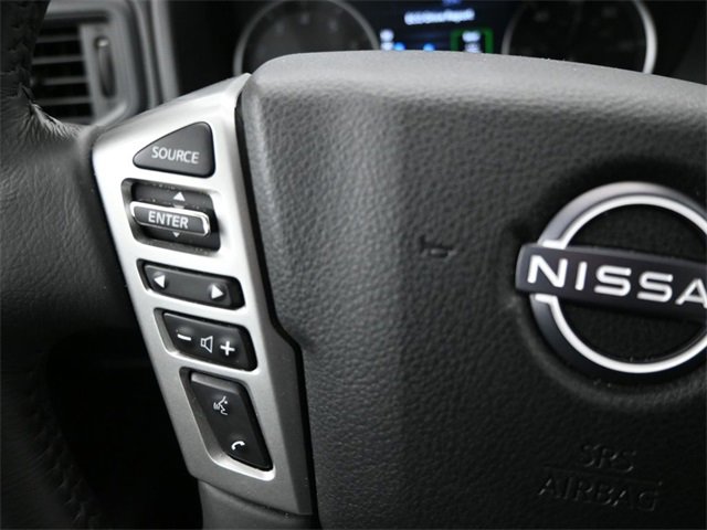 Used 2024 Nissan Titan SV w/ SV Convenience Package image 19