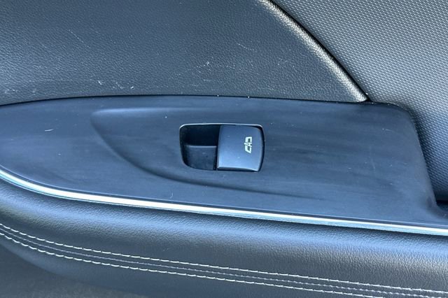 Used 2025 Buick Envision Preferred image 22