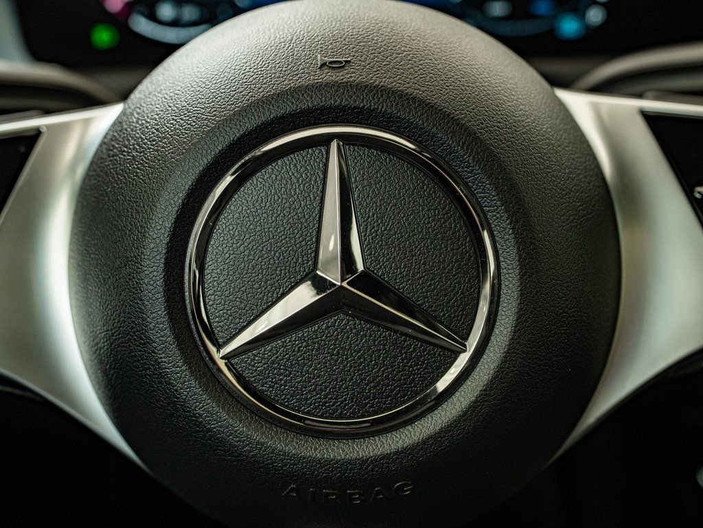 Certified 2025 Mercedes-Benz CLA 250 4MATIC image 27