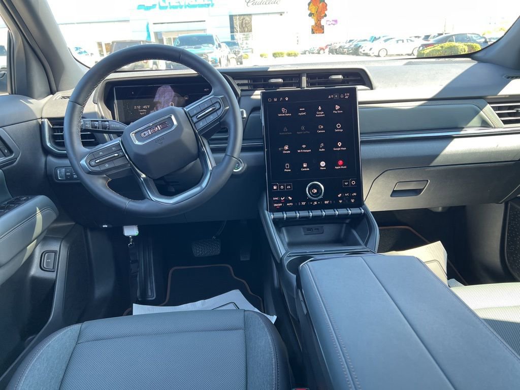 Used 2026 GMC Terrain AT4 w/ Technology Package II image 5