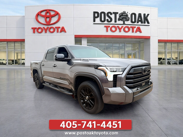 Used 2025 Toyota Tundra Limited AWD/4WD image 1