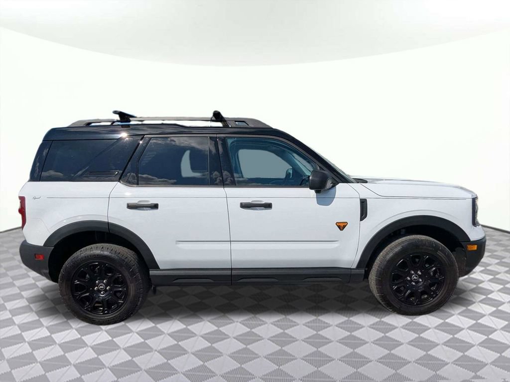 Used 2025 Ford Bronco Sport Badlands w/ Badlands Tech Package AWD/4WD image 2