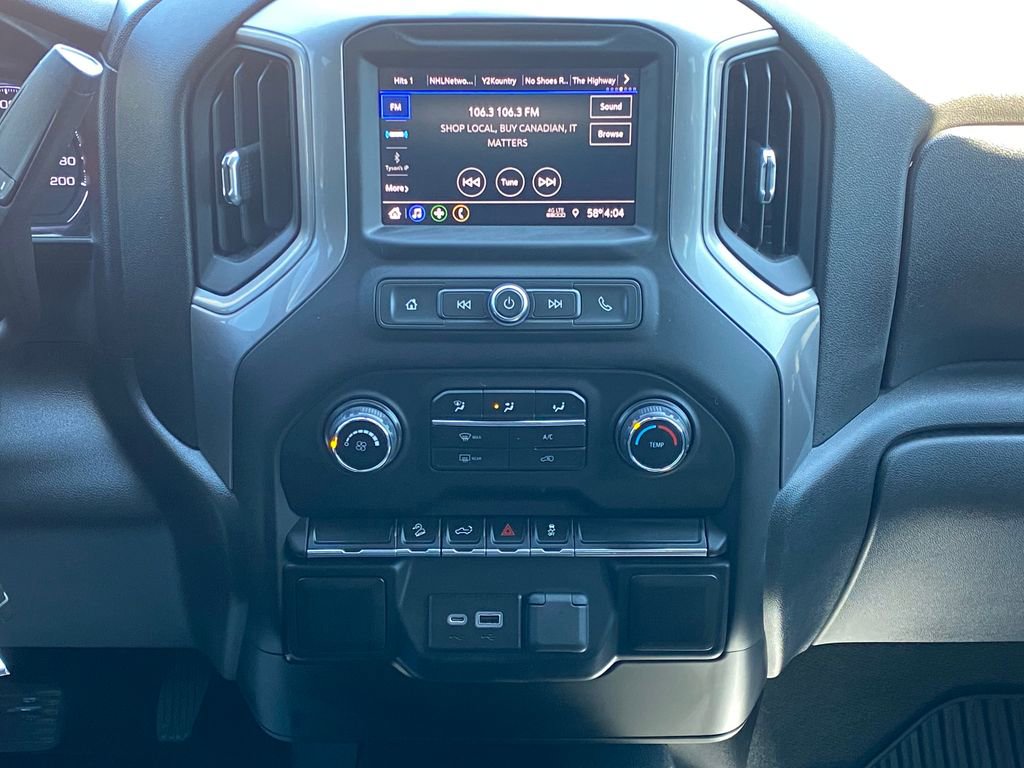 Used 2021 Chevrolet Silverado 1500 Custom Trail Boss w/ LPO, Dark Essentials Package AWD/4WD image 22