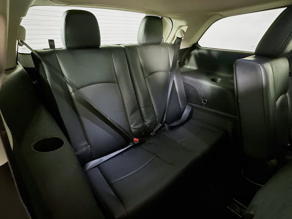 Used 2014 Dodge Journey Limited w/ Flexible Seating Group FWD image 14